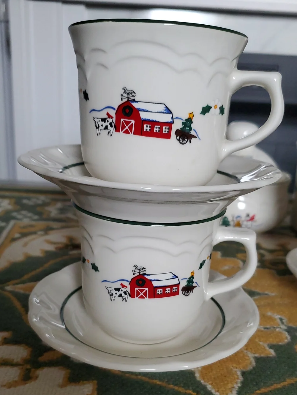 Vintage Pfaltzgraff Festive Winter Scene Set - White with Red & Green.